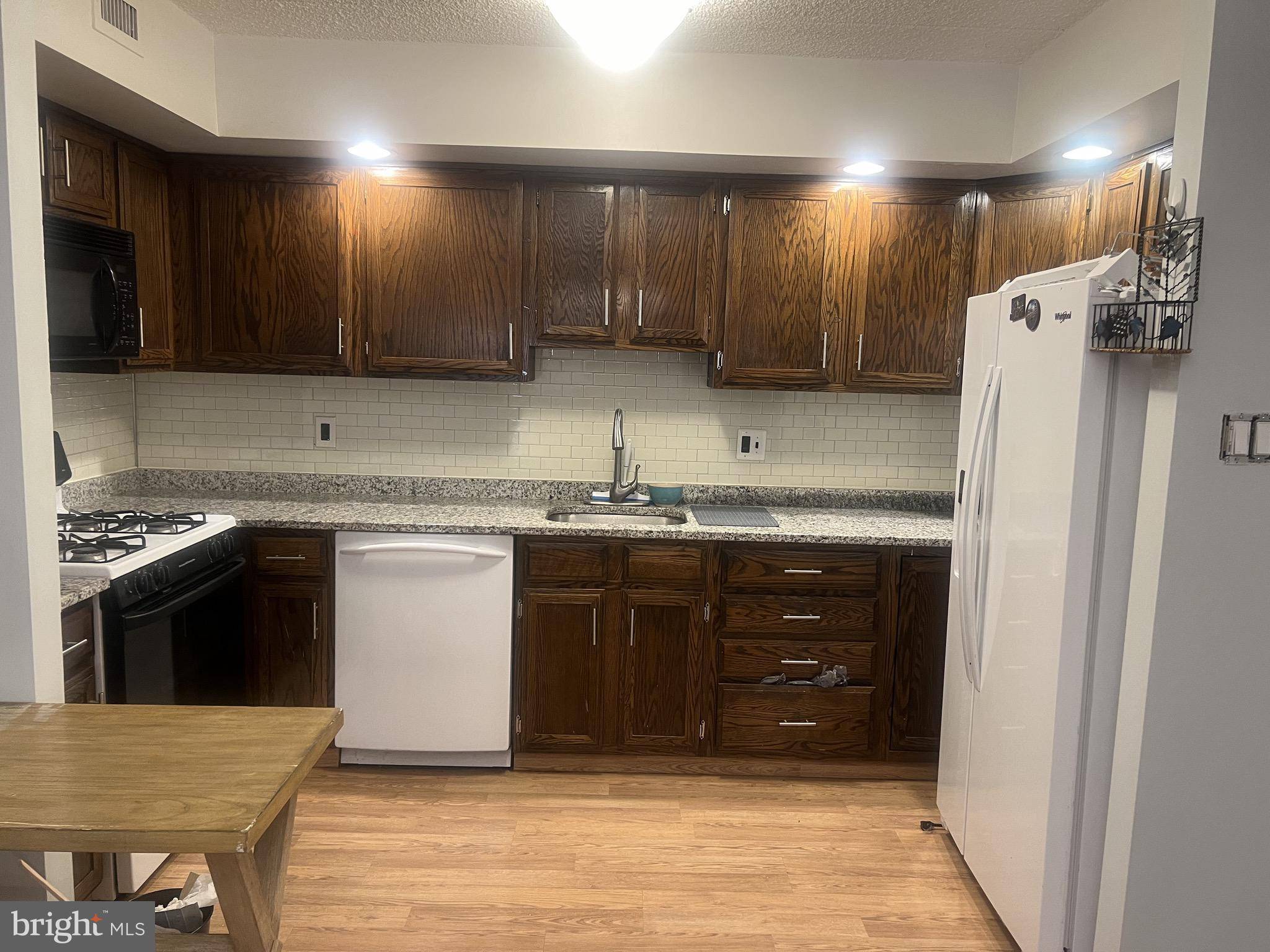 Elkins Park, PA 19027,16 TOWNSHIP LINE RD #C1