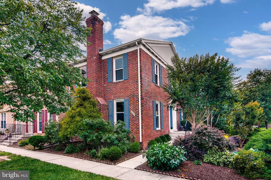 6161 SUMMER PARK LN, Alexandria, VA 22315