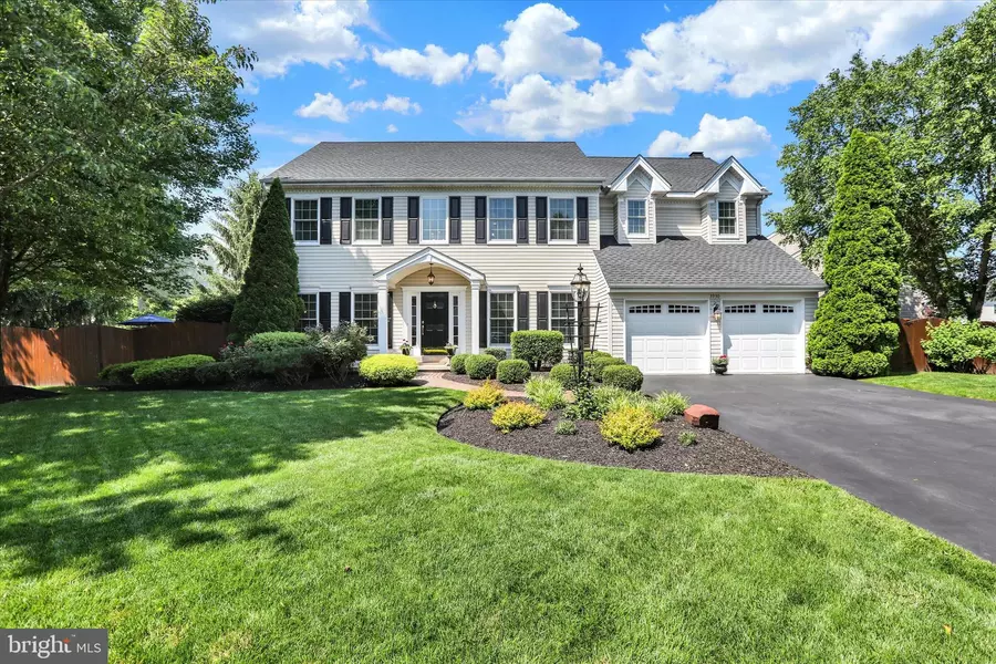 3930 LIZ CIR, Doylestown, PA 18902
