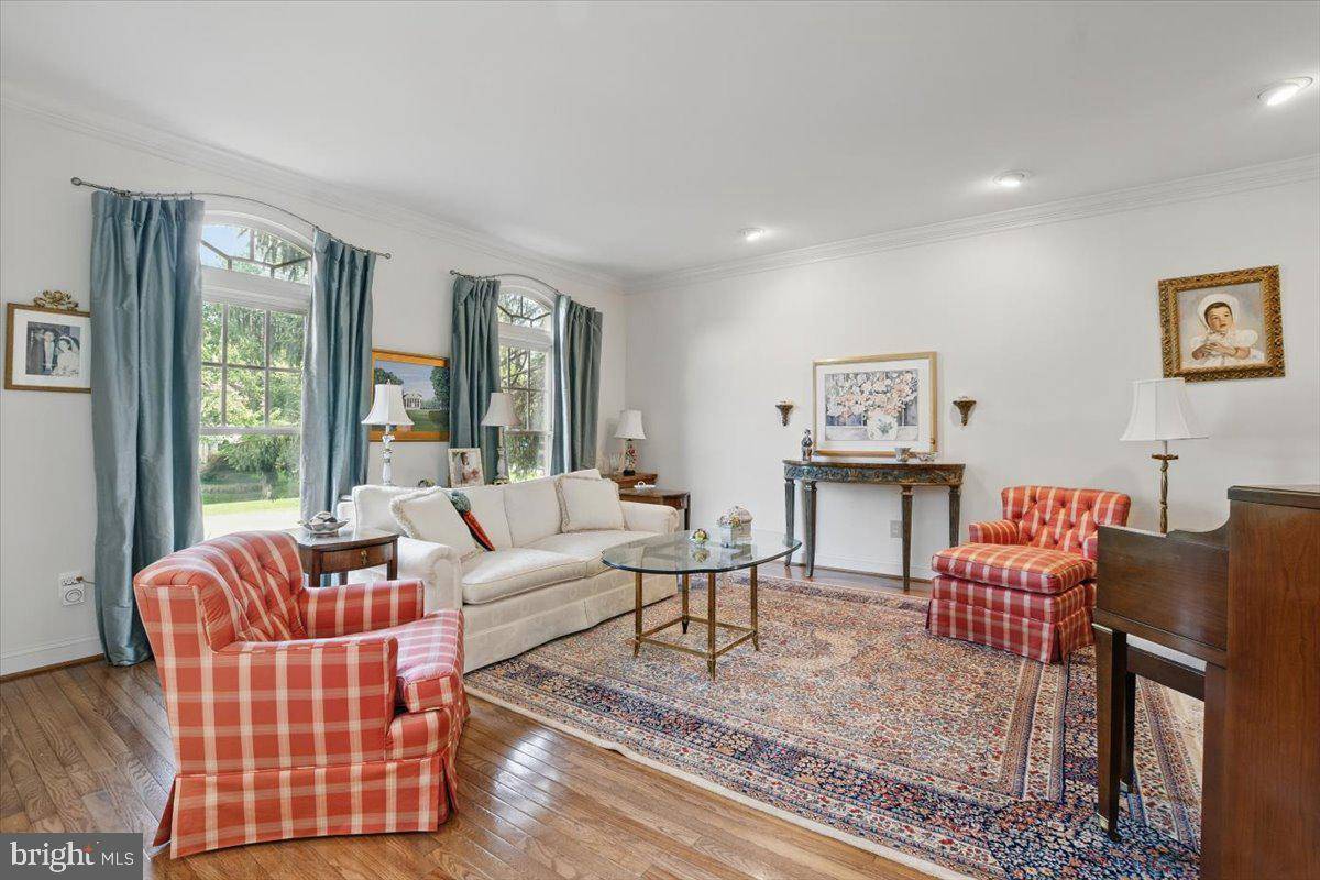 Oakton, VA 22124,3014 APPLE BROOK LN