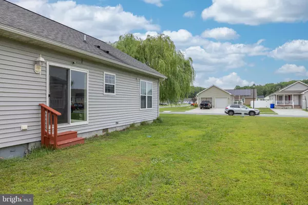 Ellendale, DE 19941,406 GLADYS ST