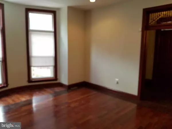 Baltimore, MD 21201,804 HOLLINS ST #MAIN LEVEL