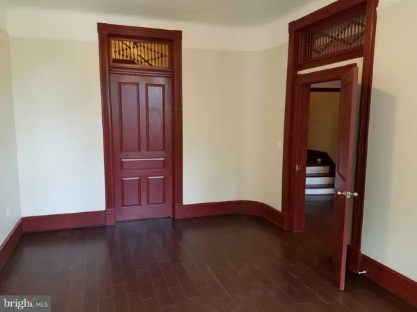 Baltimore, MD 21201,804 HOLLINS ST #MAIN LEVEL