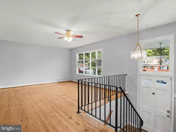Woodbridge, VA 22193,14460 DEL MAR DR