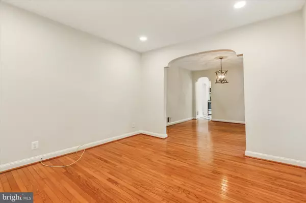 Glenside, PA 19038,771 N HILLS AVE