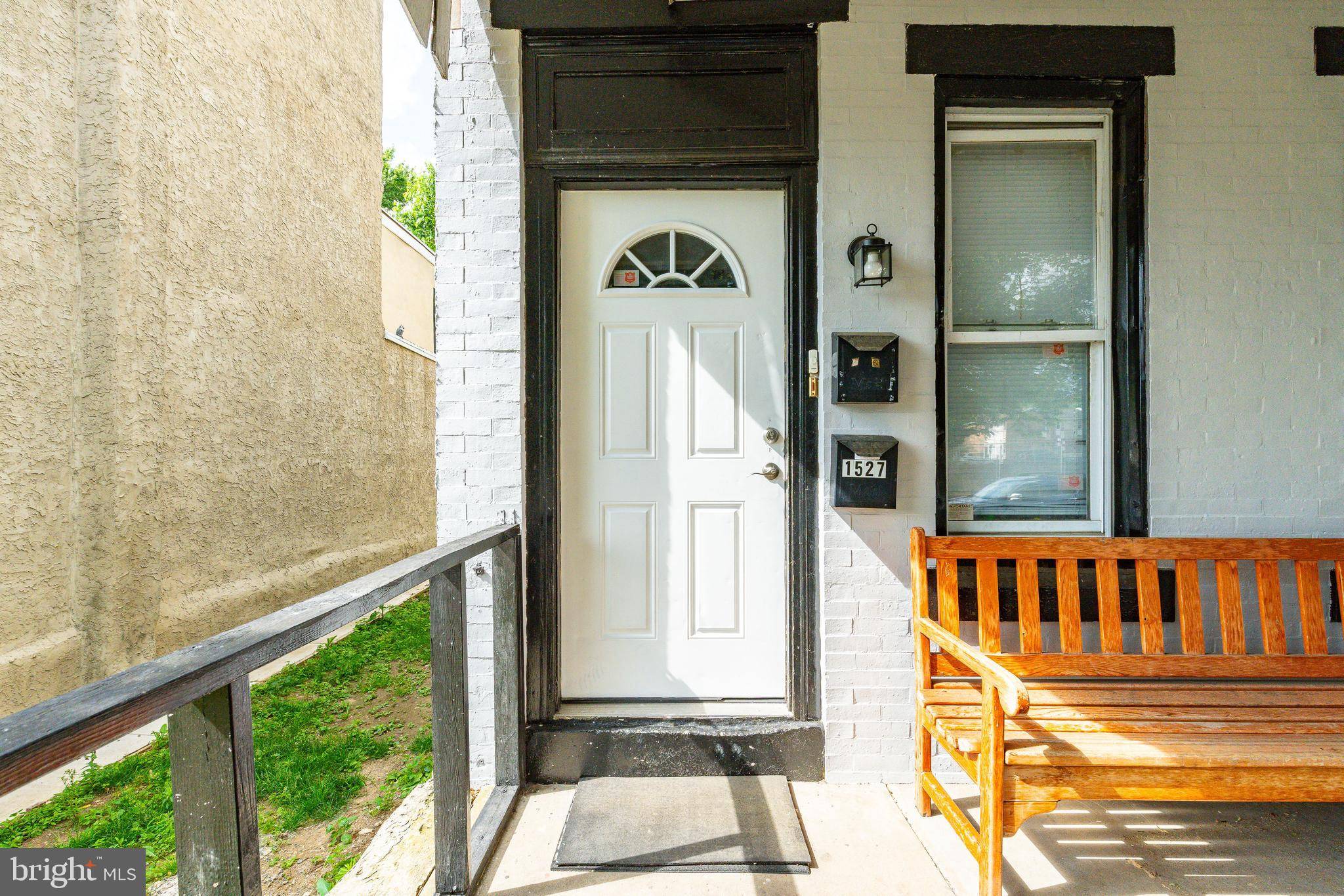 Philadelphia, PA 19140,1527 W CAYUGA ST