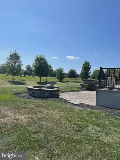 Phoenixville, PA 19460,412 THISTLE DR
