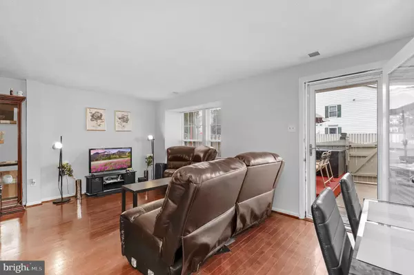 Frederick, MD 21703,572 CASCADE WAY