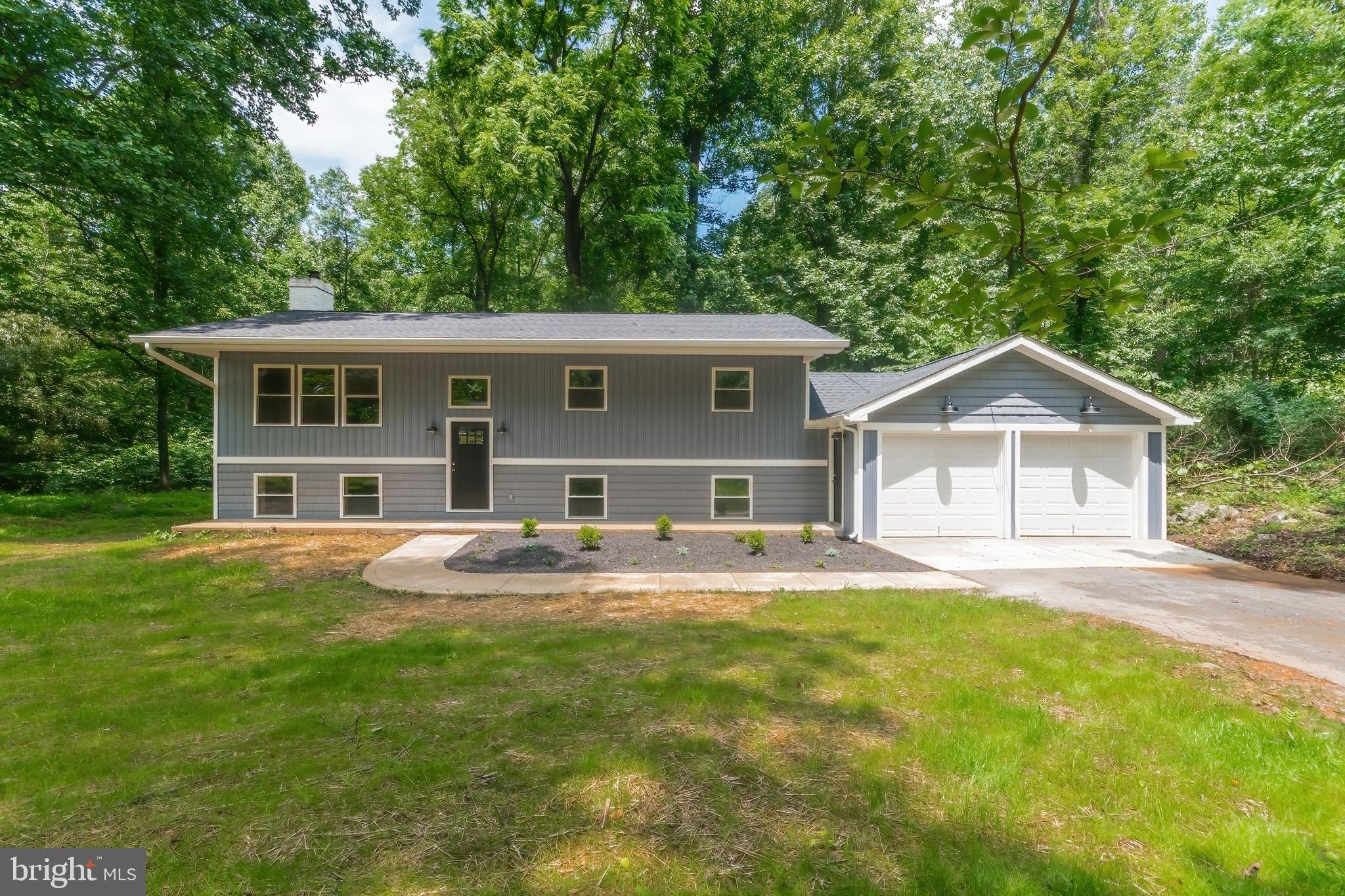 Shepherdstown, WV 25443,95 DEVON WAY