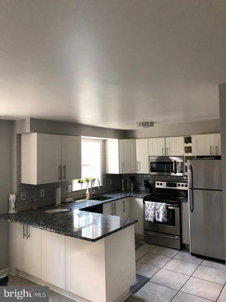 Silver Spring, MD 20906,13207 BLACK WALNUT CT