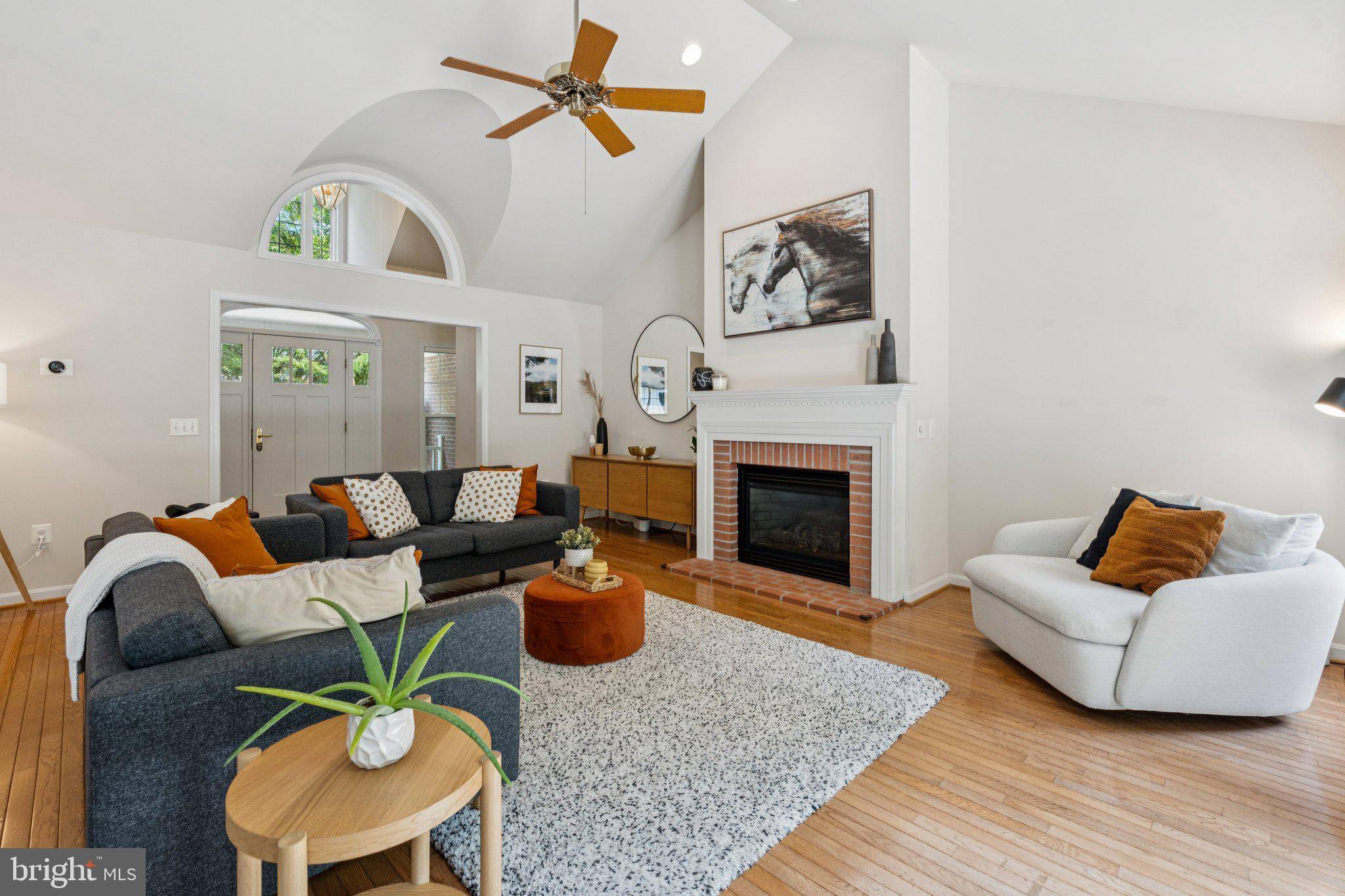Gaithersburg, MD 20878,4 HARTLEY PL