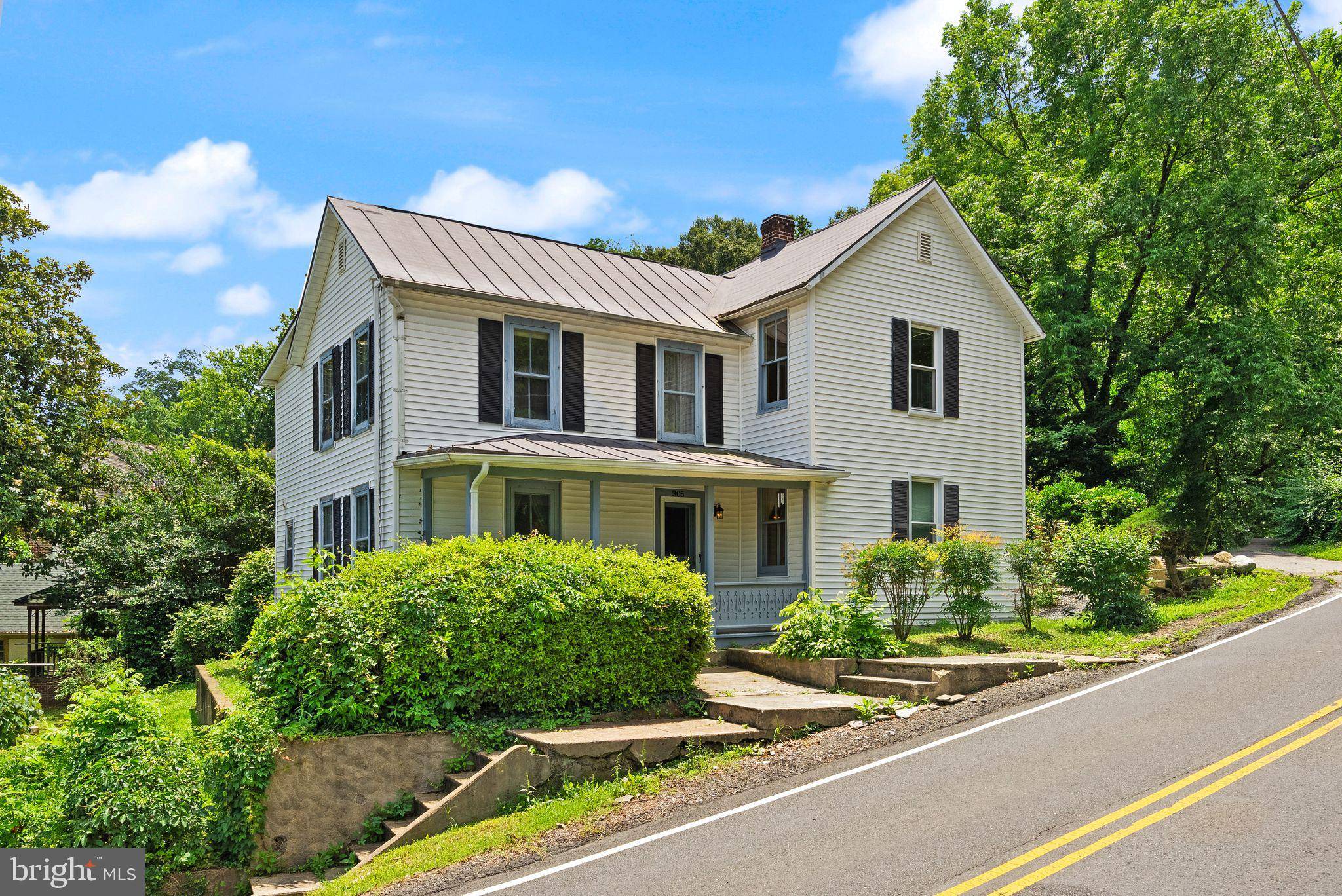 305 UNION ST, Occoquan, VA 22125