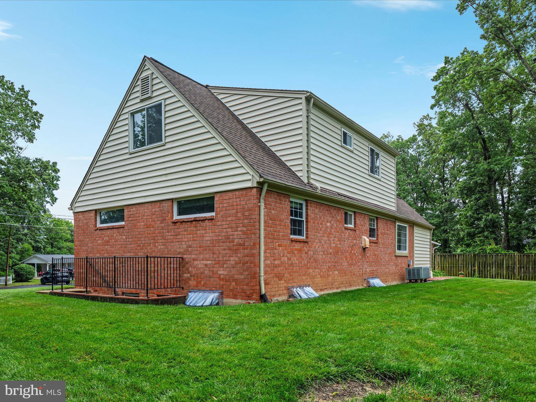 Springfield, VA 22152,6812 CABOT CT