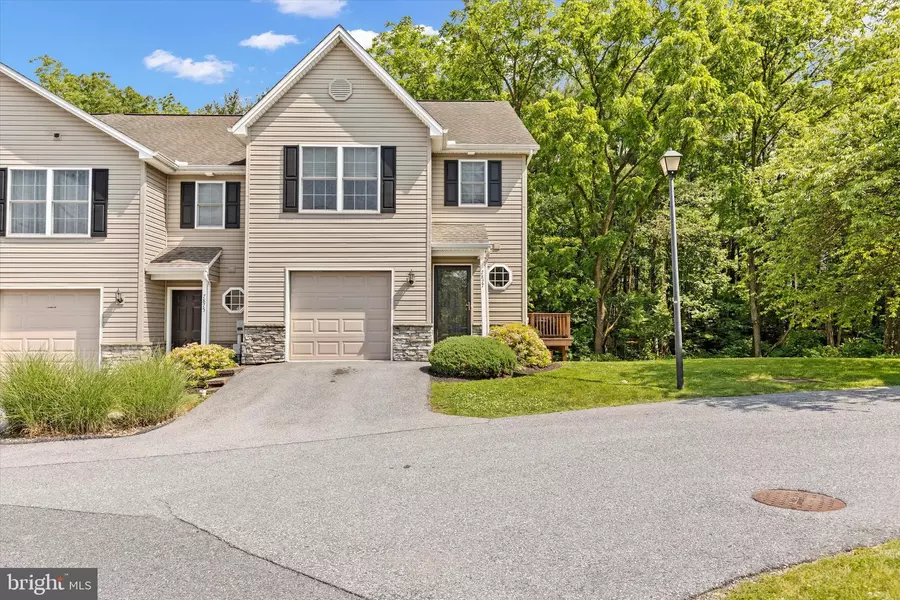 7877 MANADA CT, Harrisburg, PA 17112