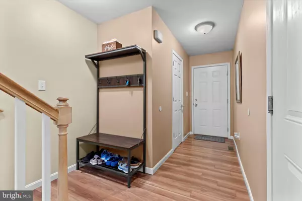 Harrisburg, PA 17112,7877 MANADA CT