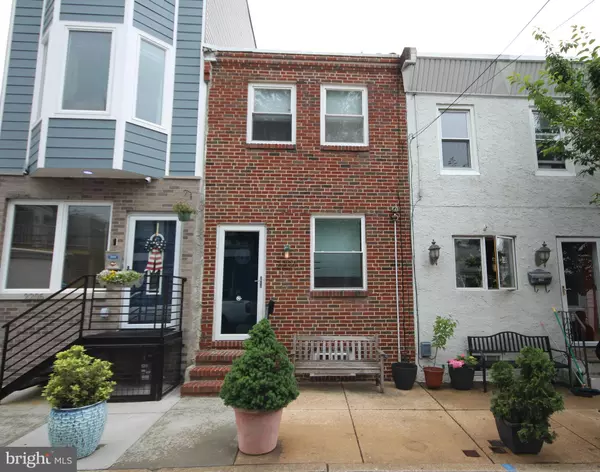 2207 E ALBERT ST, Philadelphia, PA 19125