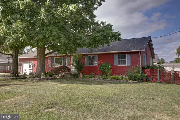 66 FORDHAM RD, Pennsville, NJ 08070