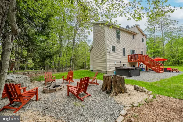 Tobyhanna, PA 18466,417 ROOSEVELT LN