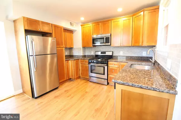 Falls Church, VA 22042,3223 BLUNDELL RD
