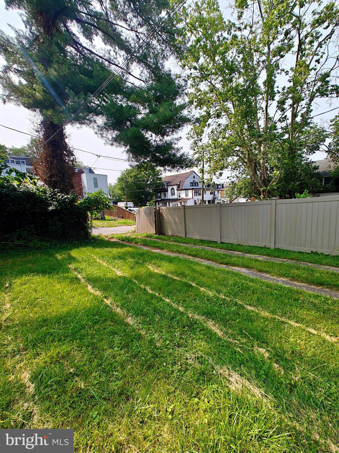 York, PA 17404,436 LINDEN AVE