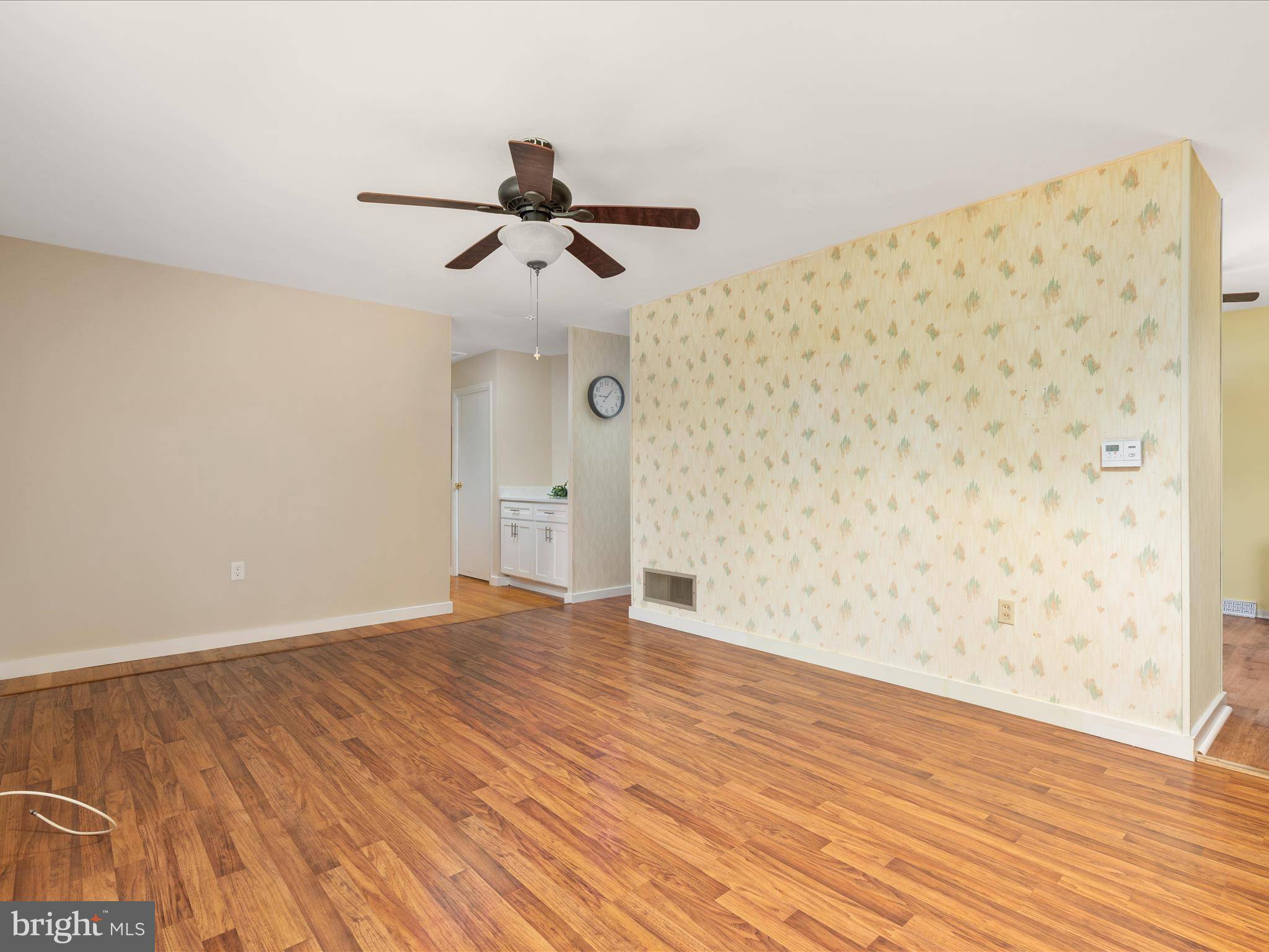 Winchester, VA 22601,516 HOLLINGSWORTH DR