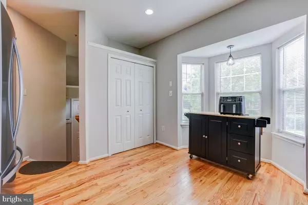 Bowie, MD 20720,12332 QUARTERBACK CT
