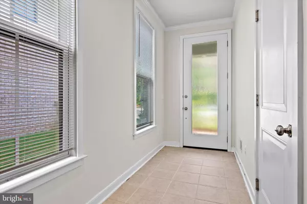 Ashburn, VA 20148,42367 PIPER CREEK