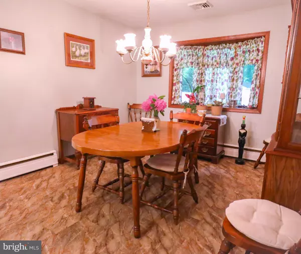 Collegeville, PA 19426,962 BRIDGE RD