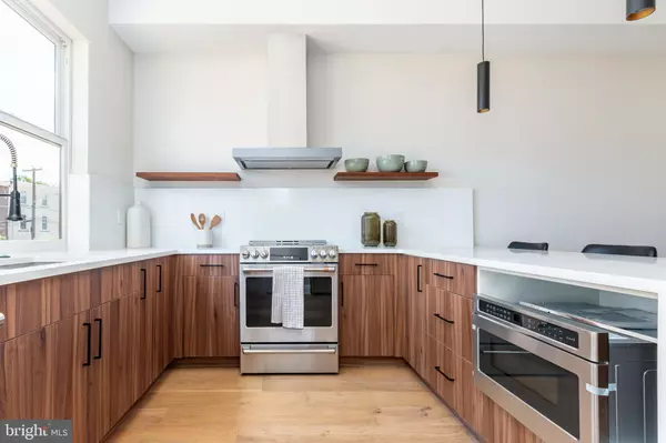 Philadelphia, PA 19132,3841 RIDGE AVE