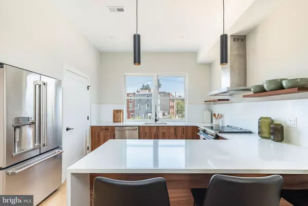 Philadelphia, PA 19132,3841 RIDGE AVE