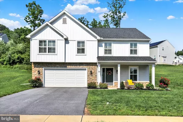 Reading, PA 19606,77 LADDERBACK LN