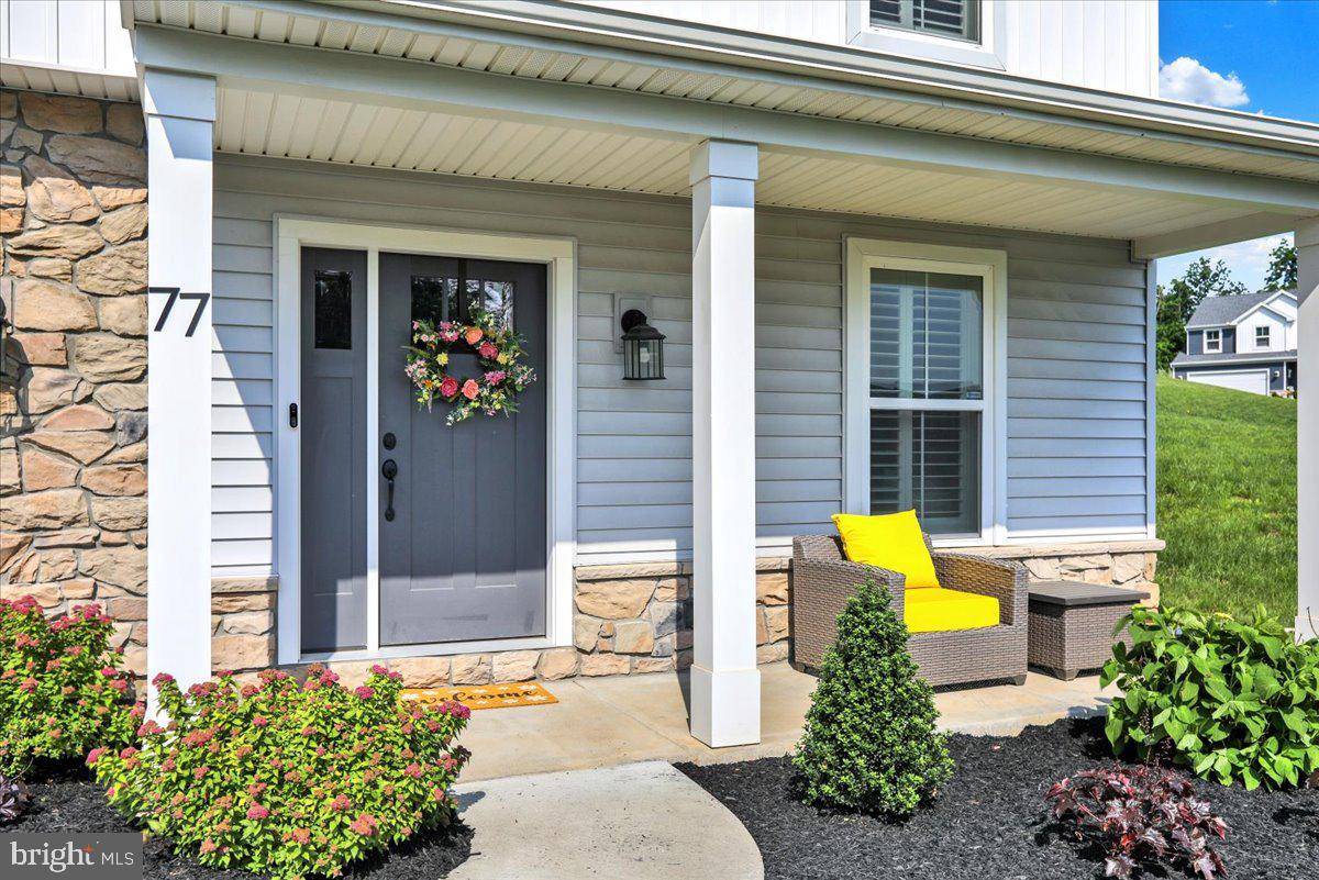 Reading, PA 19606,77 LADDERBACK LN