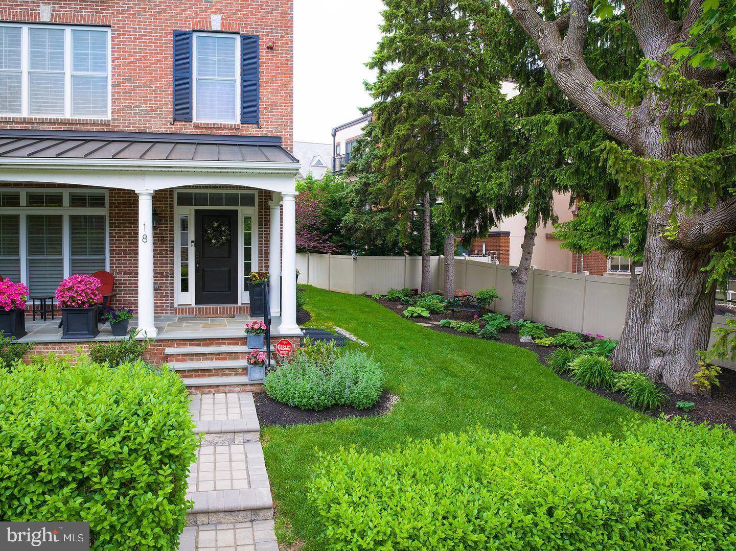 Bryn Mawr, PA 19010,18 S ROBERTS RD
