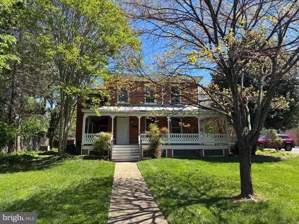 Falls Church, VA 22046,209 E BROAD ST