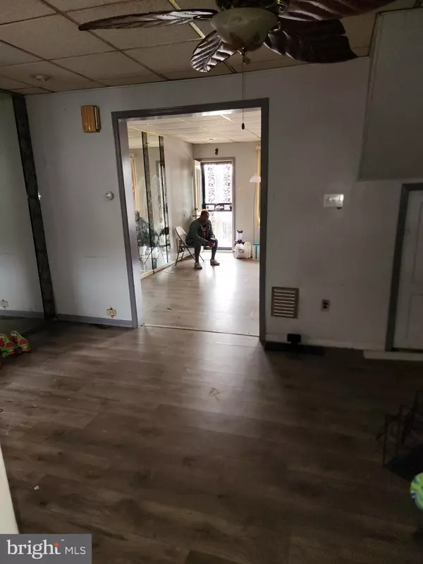 Philadelphia, PA 19143,5856 WALTON AVE