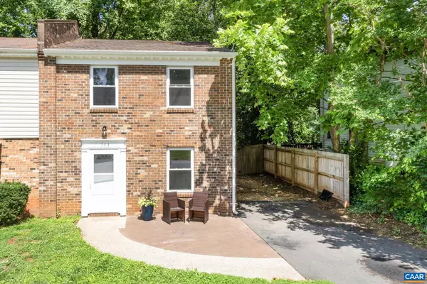 Charlottesville, VA 22903,753 ORANGEDALE AVE