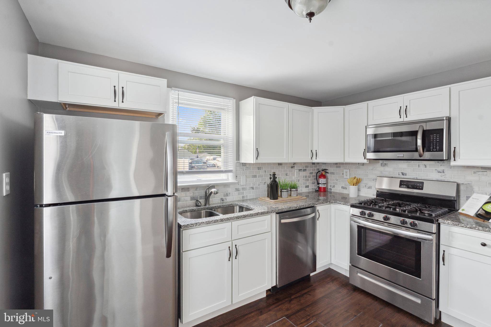 Williamstown, NJ 08094,60 LINDALE AVE