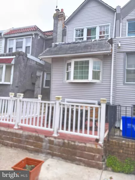 6414 CHELWYNDE AVE, Philadelphia, PA 19142