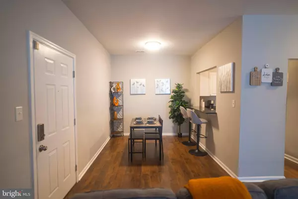 Odenton, MD 21113,604 ROLLING HILL WALK #103