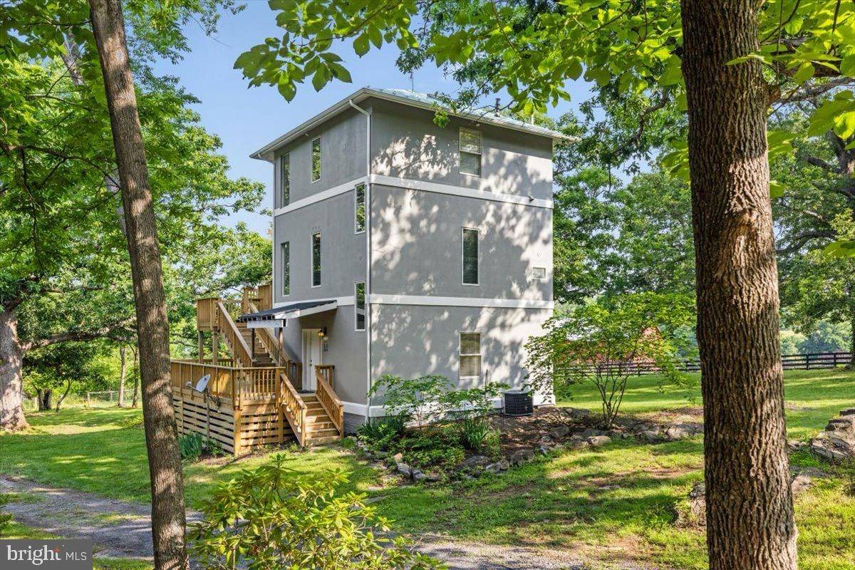 Middletown, VA 22645,152 LUSITANO LN