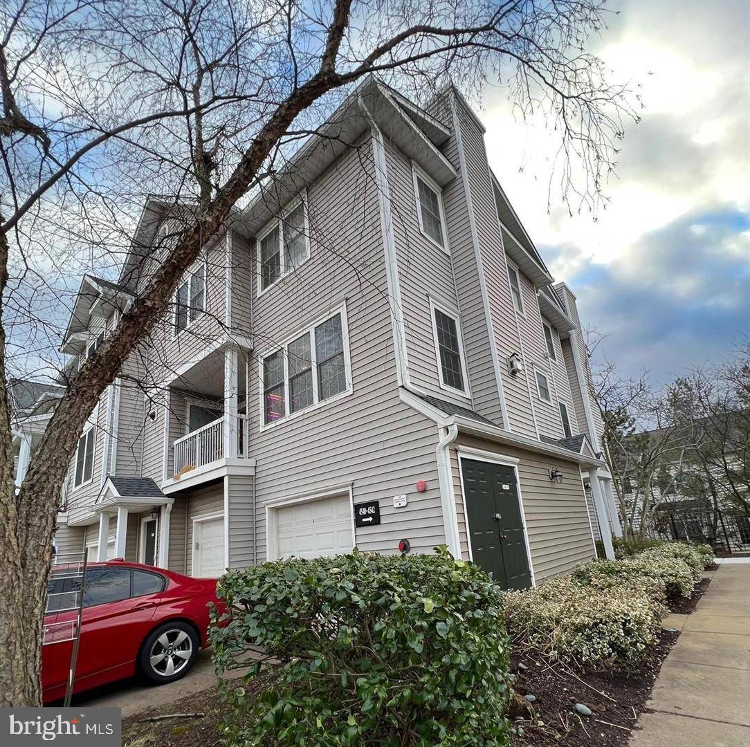 Fairfax, VA 22033,4542 SUPERIOR SQ