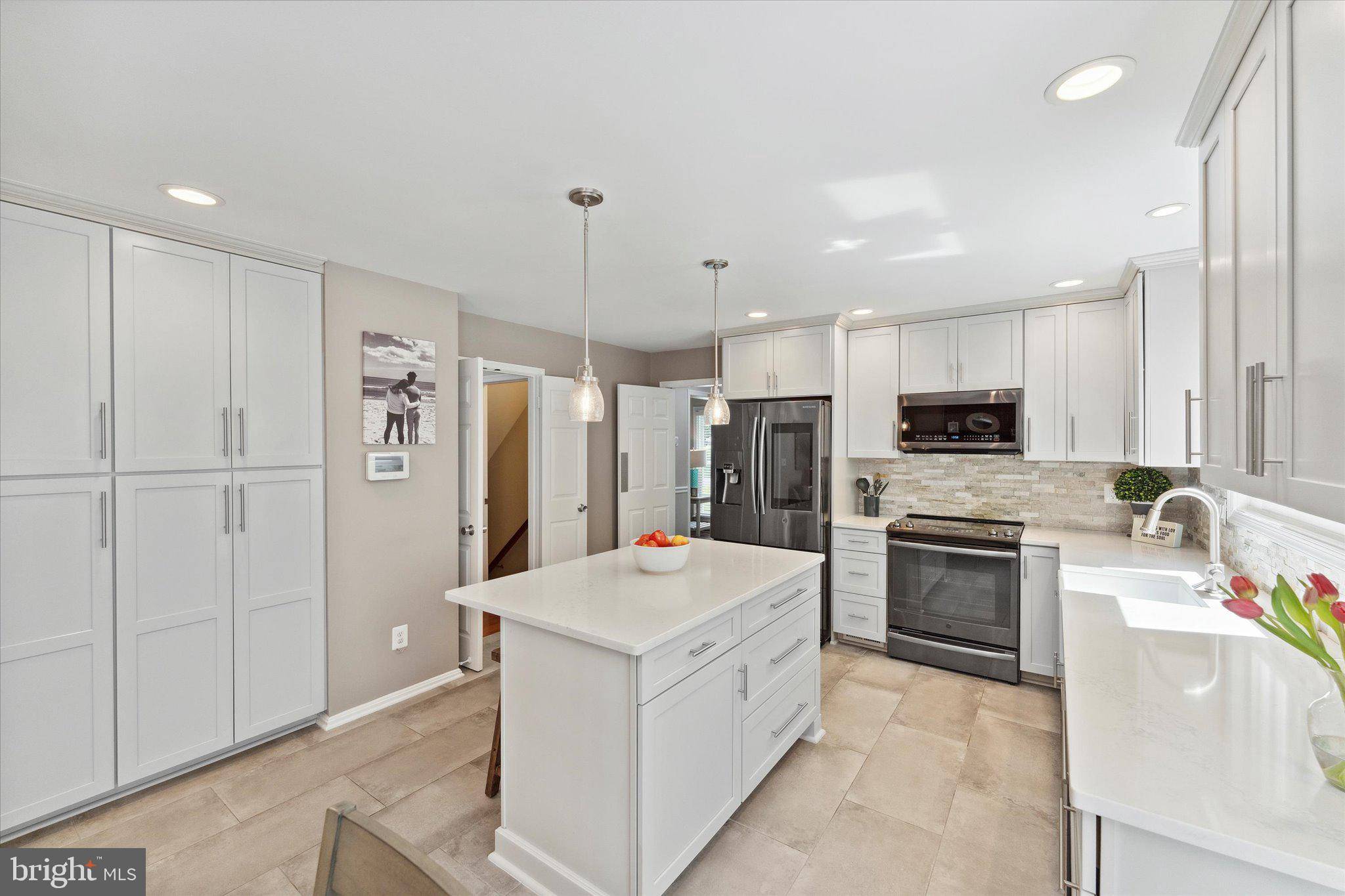 Clifton, VA 20124,13945 STONEFIELD DR