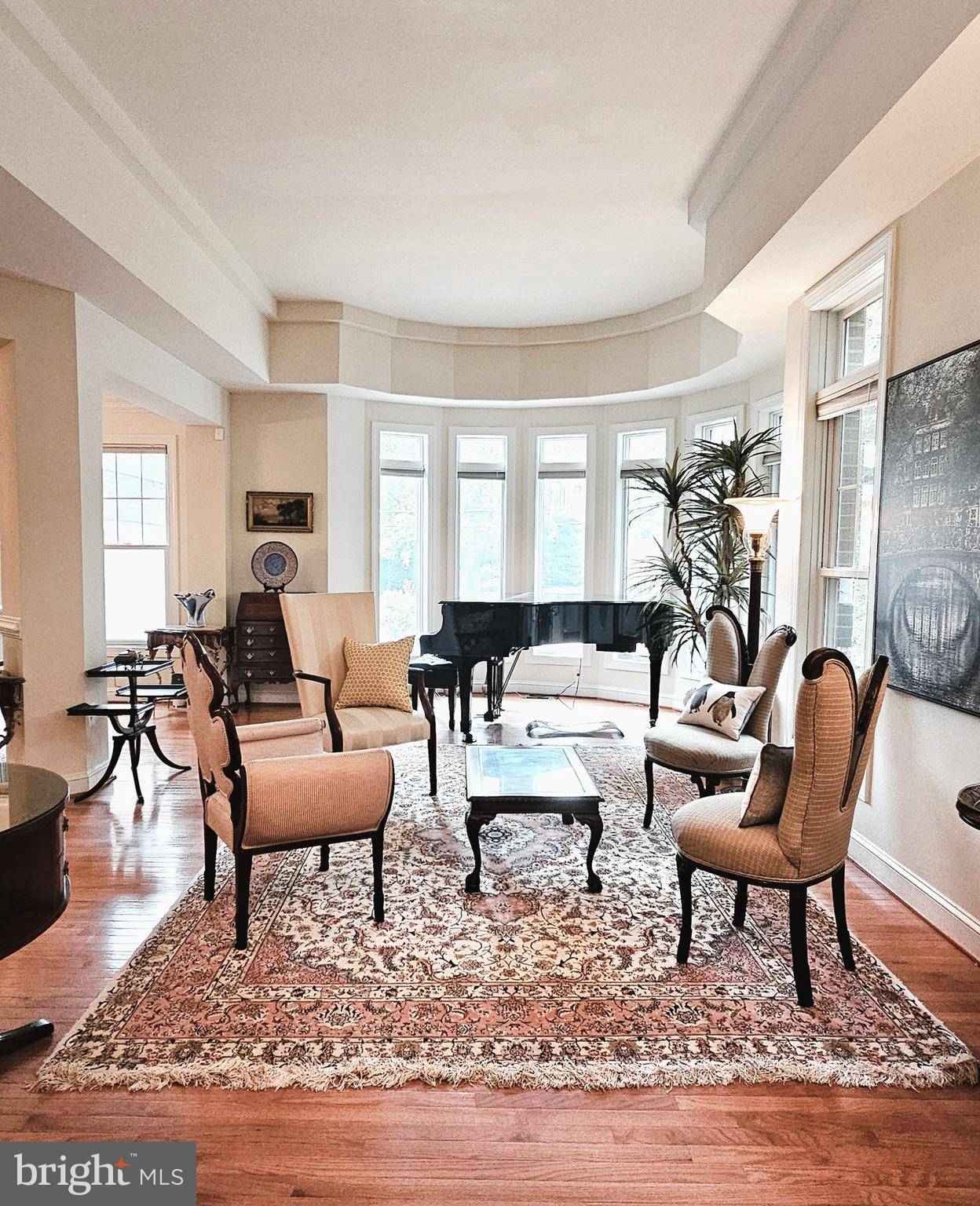 Mclean, VA 22101,6941 PINE CREST AVE