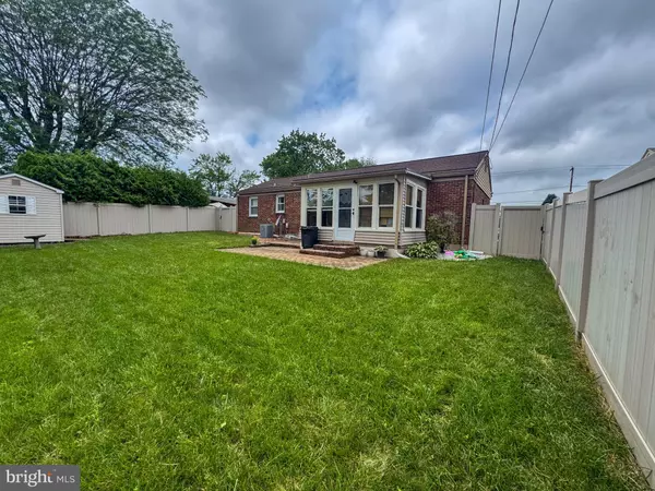 Bethlehem, PA 18018,1223 EATON AVE