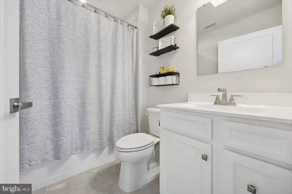 Berlin, NJ 08009,92 SENATORS WAY