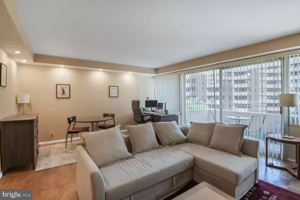 Chevy Chase, MD 20815,4515 WILLARD AVE #1111S