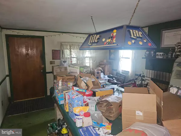 Levittown, PA 19057,30 ORANGEWOOD DR