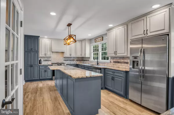 Mechanicsburg, PA 17050,1232 HIGHLANDER WAY