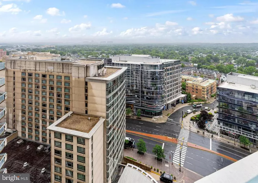 851 N GLEBE RD #1418, Arlington, VA 22203