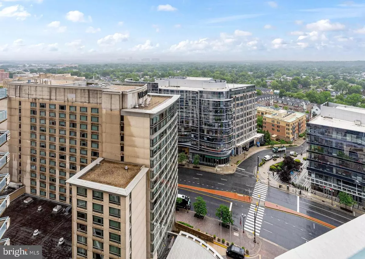 Arlington, VA 22203,851 N GLEBE RD #1418